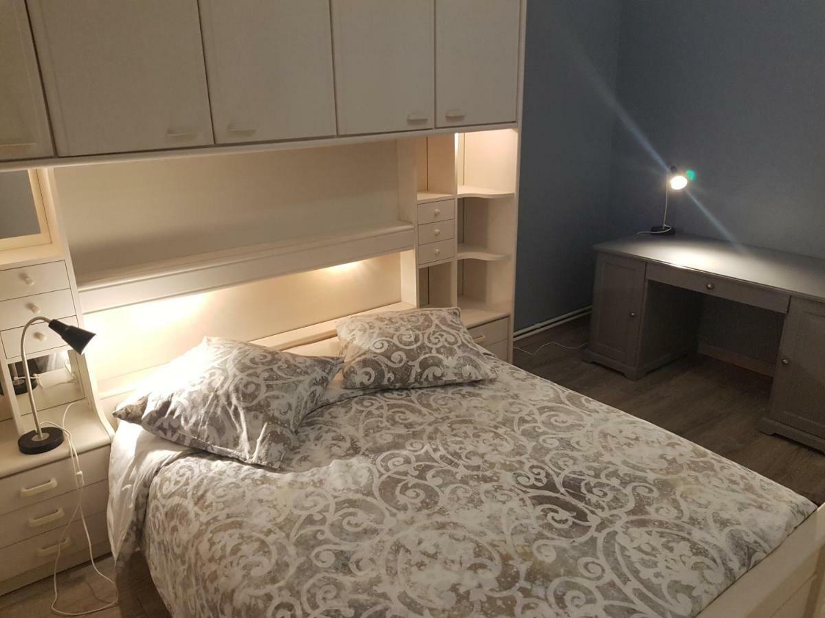 Bedinreims "Burgundy Bottle" 110M2 Exceptional, 4 Chambres Doubles, 2 Bain, Free Park & Wifi, Tout Equipe Kültér fotó